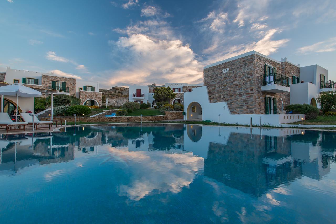 Отель Naxos Palace